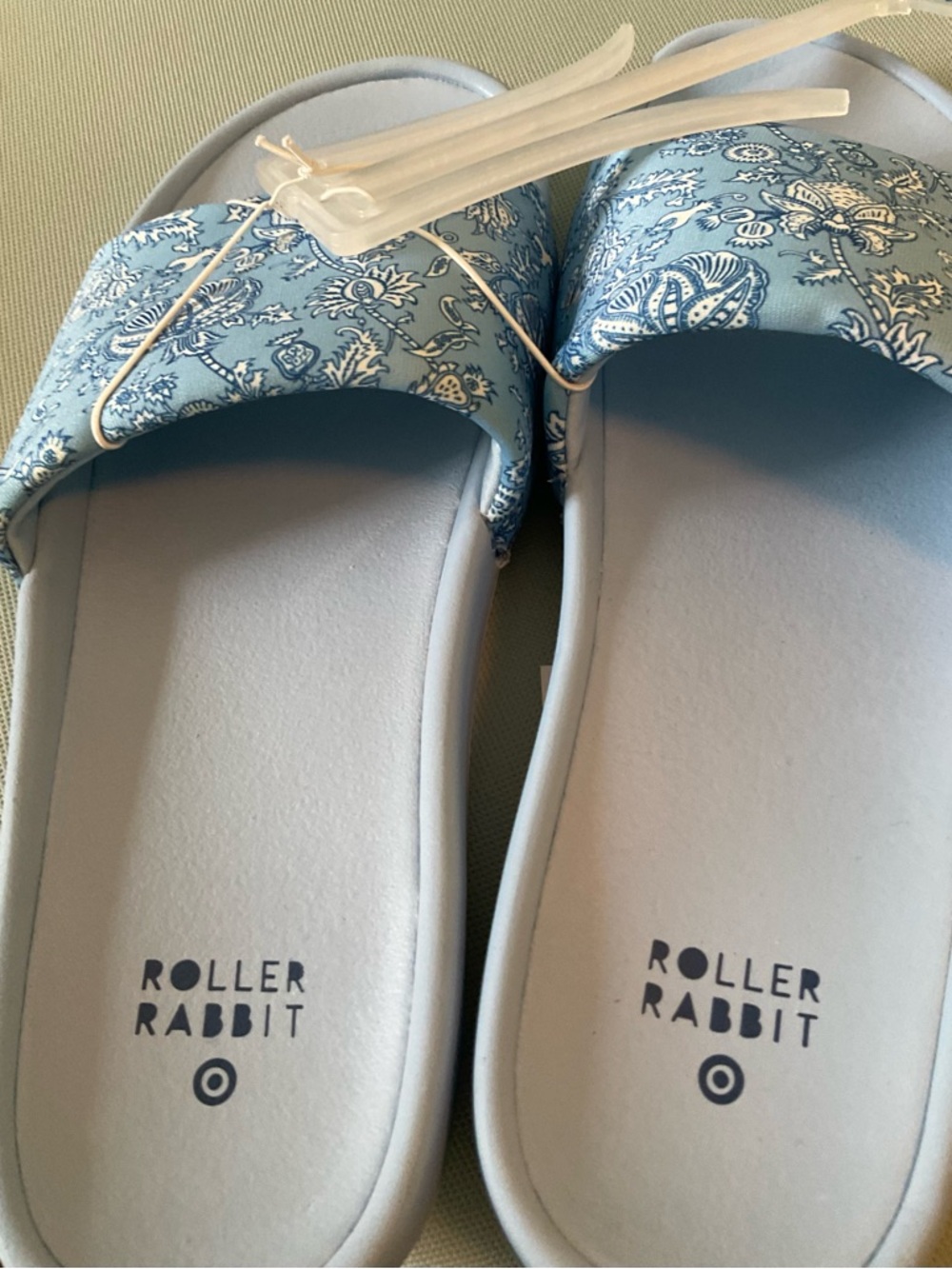 Target x Roller Rabbit Light Blue Paisley Slide Sandals 9/10 NWT